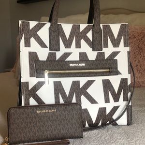 Michael Kors Handbag and Wallet!